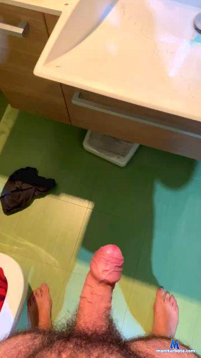 bigbeard78 cam4 bicurious performer from Republic of Italy  