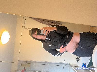 VerseGayBoy23 cam4 bisexual performer from United Kingdom of Great Britain & Northern Ireland armpits masturbation cum amateur 