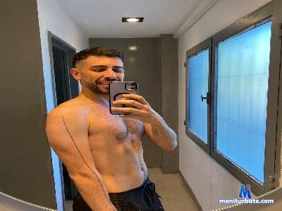 benjacbacap01 cam4 gay performer from Argentine Republic  