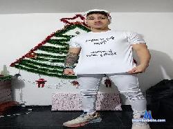 monster_bighot cam4 live cam performer profile