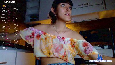 Kattie_Bells cam4 straight performer from Republic of Colombia  