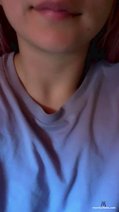 bellapussy2 cam4 bisexual performer from Republic of Ecuador amateur feet cute squirt 