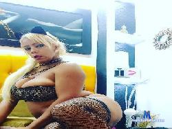 MarilynAboult cam4 live cam performer profile
