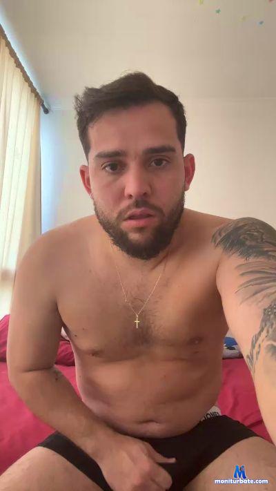 willxxx02 cam4 straight performer from Republic of Chile aficionado 