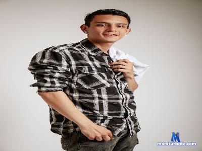 Andrew_Cooperr cam4 bisexual performer from United States of America cum blowjob spanking ass masturbation armpits C2C 