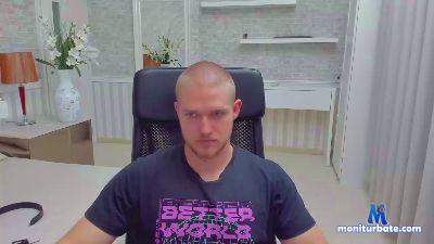 AxelWeston cam4 bisexual performer from Czech Republic  