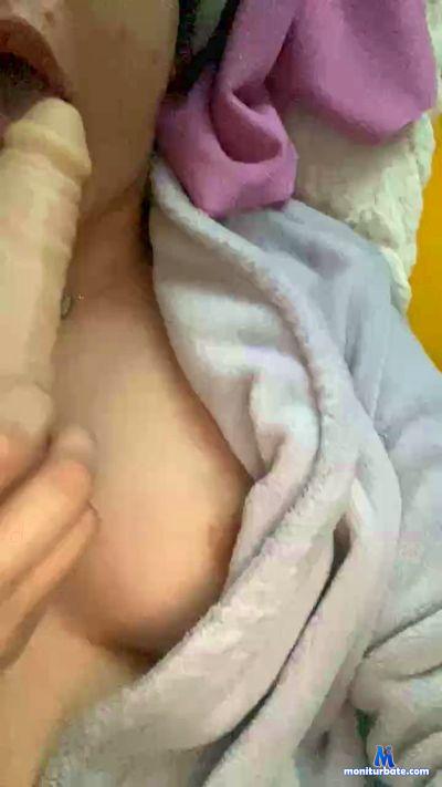 Sarahfraisou cam4 unknown performer from French Republic  