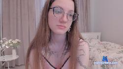 GwenDrover cam4 live cam performer profile