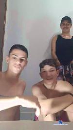 Novinhos_19 cam4 livecam show performer room profile