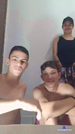 Novinhos_19 cam4 live cam performer profile