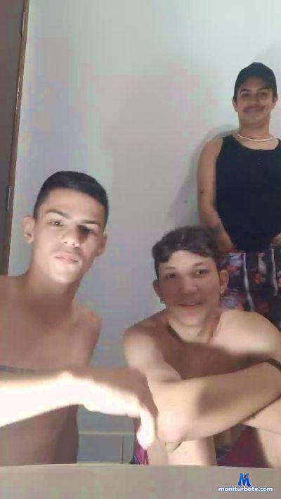 Novinhos_19 cam4 bisexual performer from Federative Republic of Brazil  