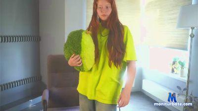 HelenKerrick cam4 straight performer from French Republic swinging pee squirt AssToMouth masturbation cosplay threesome 