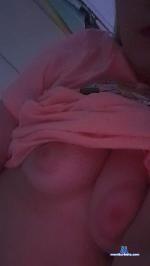 albapussy cam4 livecam show performer room profile