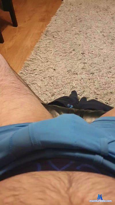 laraa_sexy cam4 bisexual performer from French Republic lesbians frenchgirls 