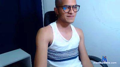 syedd1 cam4 gay performer from Republic of Colombia  