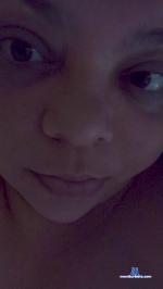 Olivelucy cam4 livecam show performer room profile