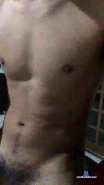 Junior8627 cam4 livecam show performer room profile