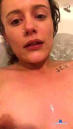 Daiseybabyyy cam4 livecam show performer room profile