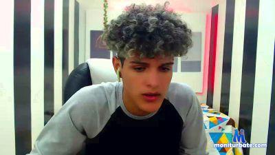 lorenzzzfun cam4 bisexual performer from Republic of Italy  