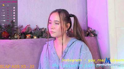 KellyGarcias cam4 unknown performer from Romania masturbation striptease spanking C2C cute feet 