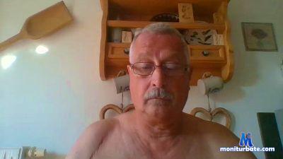 mikealleine3 cam4 unknown performer from Federal Republic of Germany  