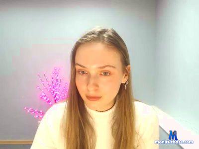Jenny_Fox cam4 bisexual performer from United States of America shy young sexy skinny blonde livetouch teen cute rollthedice bigboobs 