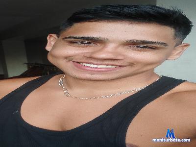 ramiro_catarig cam4 straight performer from Bolivarian Republic of Venezuela venezuela carabobo valencia guacara masturbation milk cum 