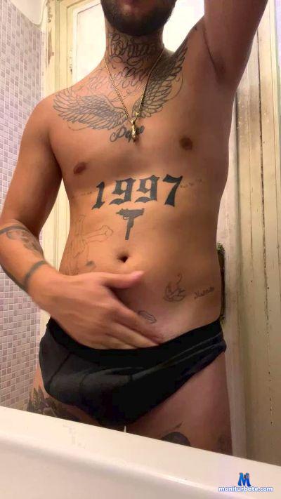 Themasklive cam4 straight performer from Republic of Italy  