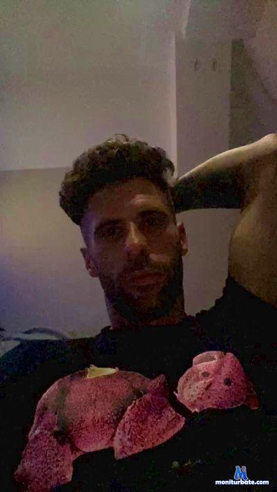EasyGeezy cam4 straight performer from United Kingdom of Great Britain & Northern Ireland  