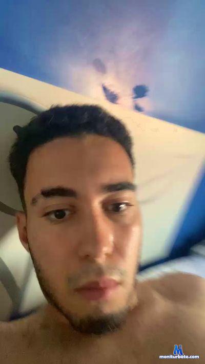 adrit_xxx cam4 straight performer from Kingdom of Spain  