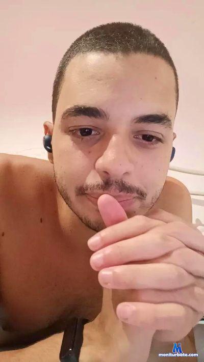 matheus2054 cam4 bicurious performer from Federative Republic of Brazil  