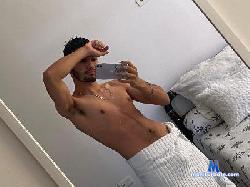 Valerio_James cam4 live cam performer profile