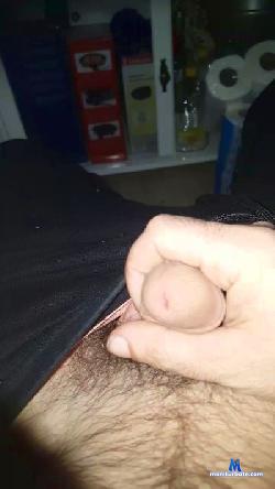 Roppie86 cam4 live cam performer profile