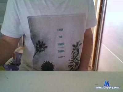 it_guy1985 cam4 bicurious performer from Kingdom of the Netherlands c2c submissive 