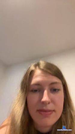 SquirtBabee cam4 live cam performer profile