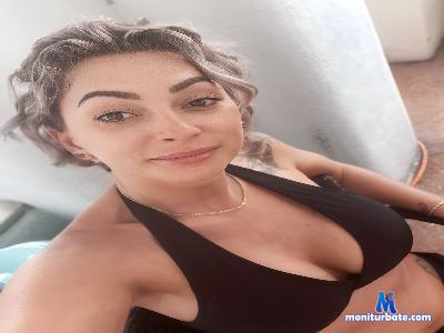 EmilieNikole03 cam4 straight performer from United States of America amateur pornstar feet 