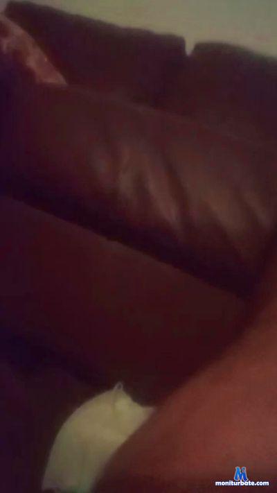 MaxThickDick cam4 straight performer from United Kingdom of Great Britain & Northern Ireland  