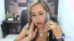 roxi191210 cam4 live cam performer profile