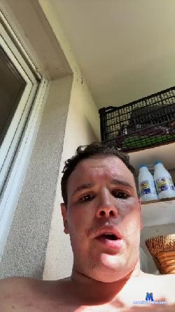 Juliusborn cam4 live cam performer profile