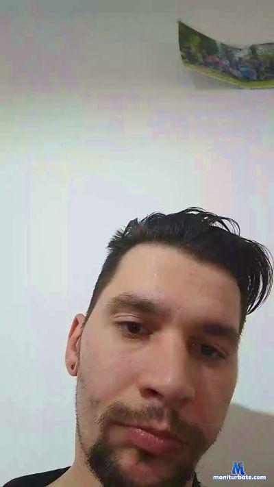 Mellisandre cam4 bisexual performer from United States of America  