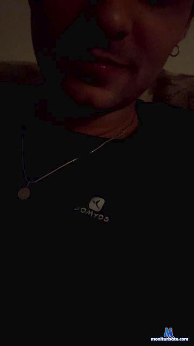 ichiconi cam4 bicurious performer from Federative Republic of Brazil  
