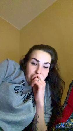 Lilyacuts cam4 live cam performer profile