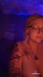 erinnboo cam4 livecam show performer room profile