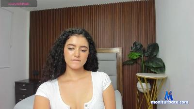 gisele_moss cam4 bisexual performer from Republic of Colombia schoolgirl squirt C2C ass cute 