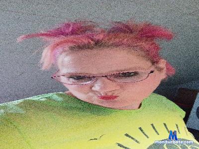 lilaengelchen cam4 bicurious performer from Federal Republic of Germany  