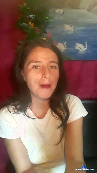 Mia_Brooms cam4 straight performer from Republic of Colombia  