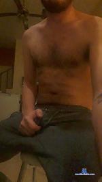 aburrido85 cam4 livecam show performer room profile