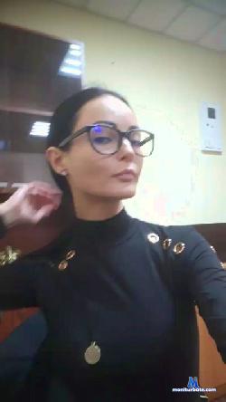 girl_glasses cam4 live cam performer profile