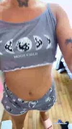 MrsLucia cam4 livecam show performer room profile