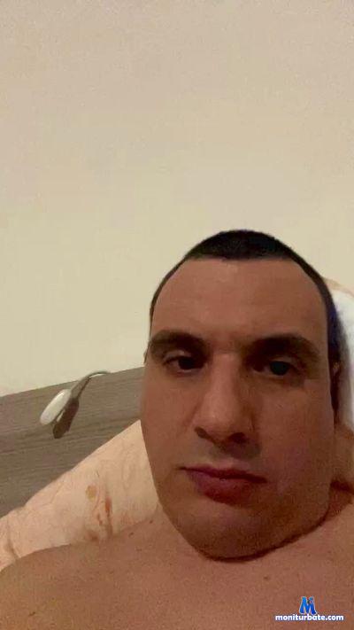 Lupo1986 cam4 straight performer from Republic of Italy  